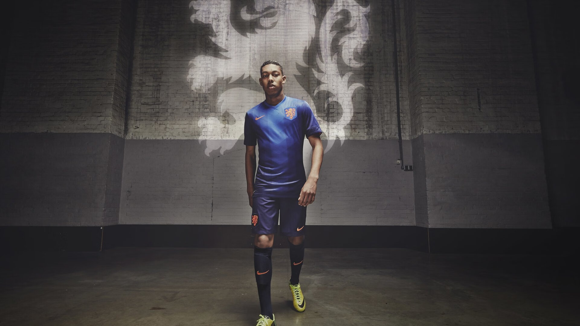 开云·体育官方网站入口-车手专访：面对险境他们的内心独白，车手故事第七期